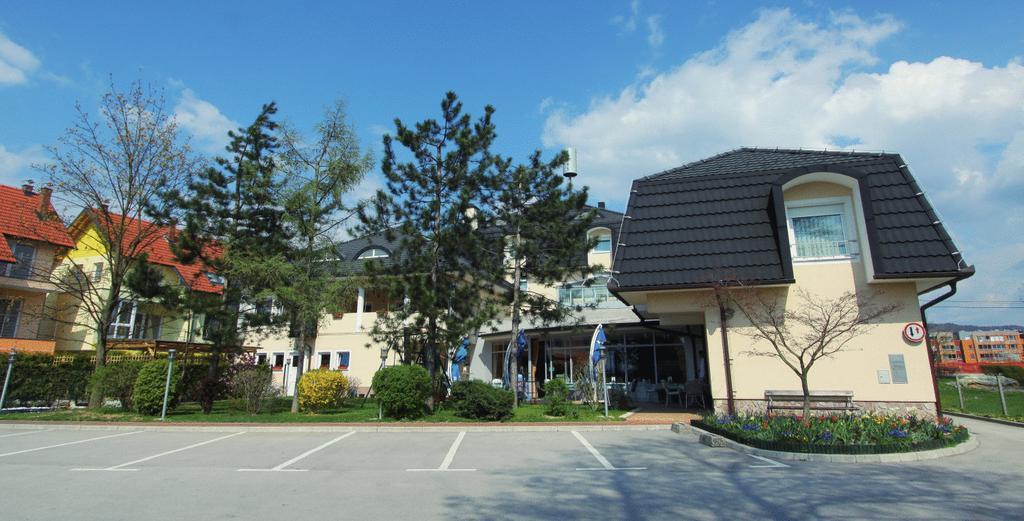 格兰德维德酒店 斯科吉卡 外观 照片